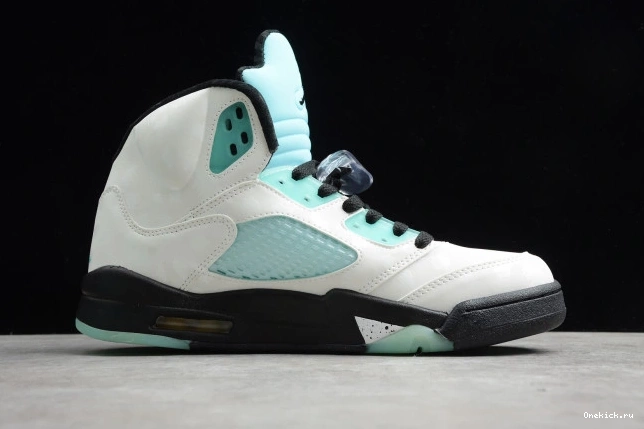 One Kick Air Green Jordan CN2932-100 Island 5 0708